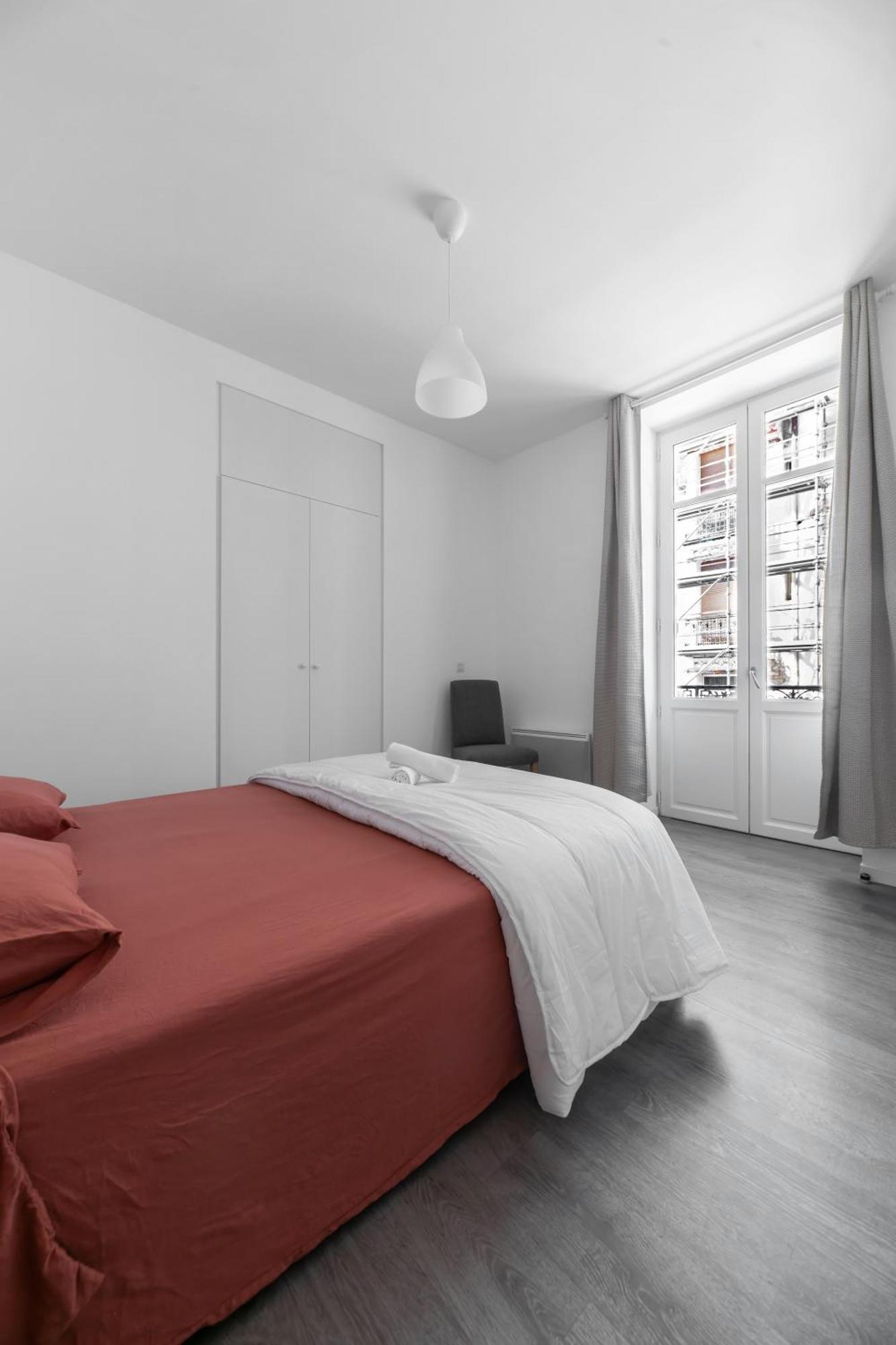 Le Brit - Grand Appartement Design, 3 Chambres, Centre Ville Віші Екстер'єр фото