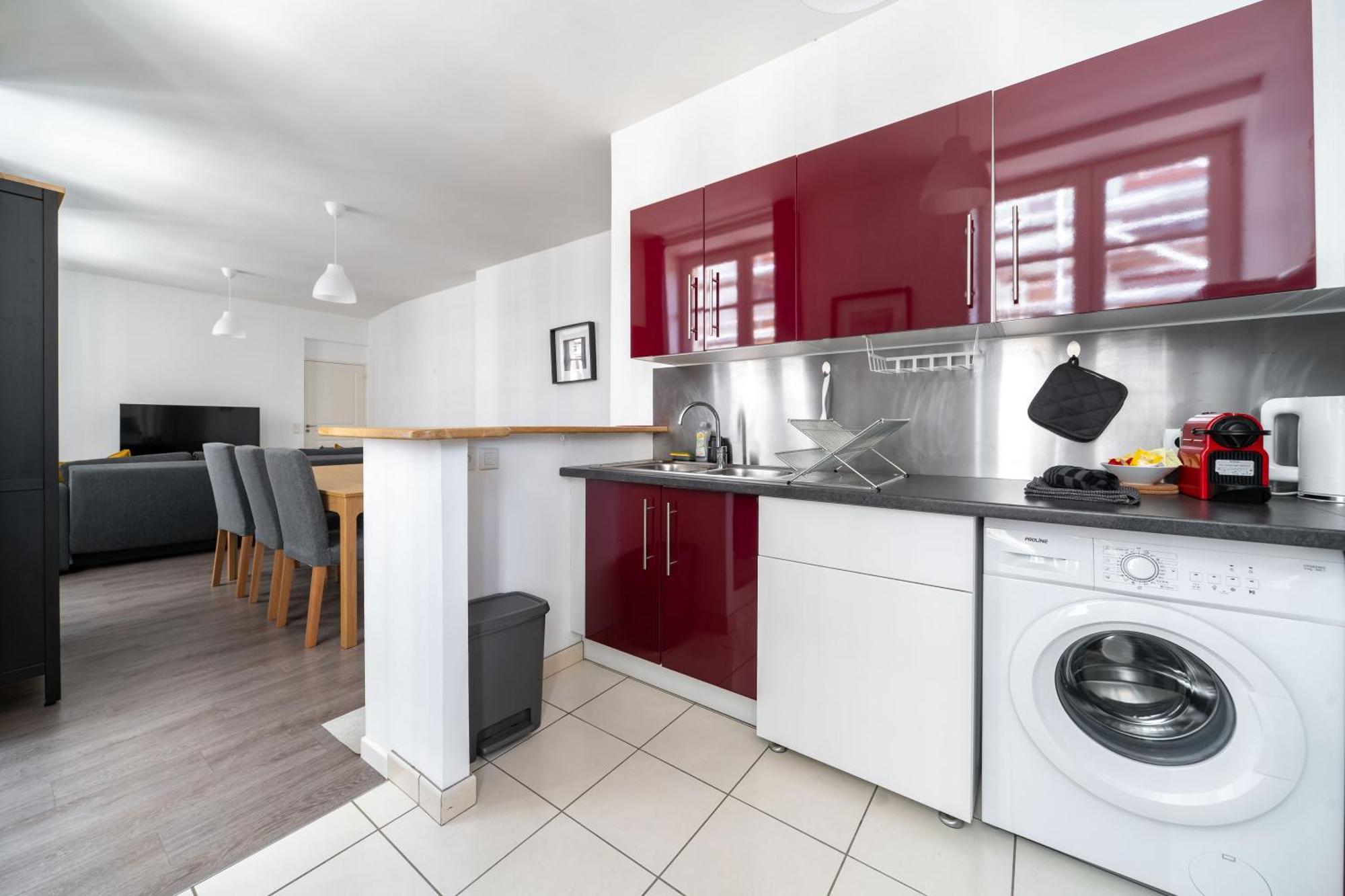 Le Brit - Grand Appartement Design, 3 Chambres, Centre Ville Віші Екстер'єр фото
