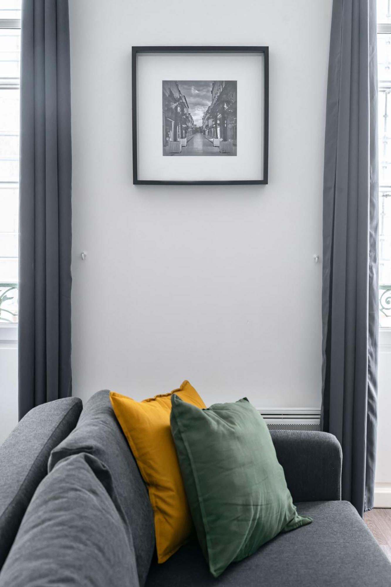Le Brit - Grand Appartement Design, 3 Chambres, Centre Ville Віші Екстер'єр фото